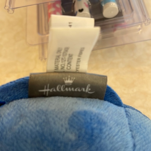 HALLMARK FLUFFBALLS Disney Finding Nemo DORY 3" PLUSH BALL ORNAMENT Stuffed, EUC - Picture 3 of 3